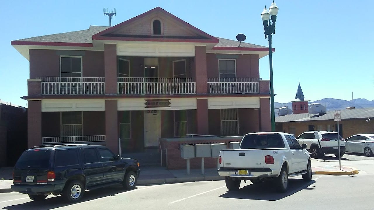 Missouri Street Residence