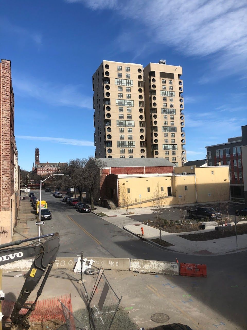 Monument East Apartments