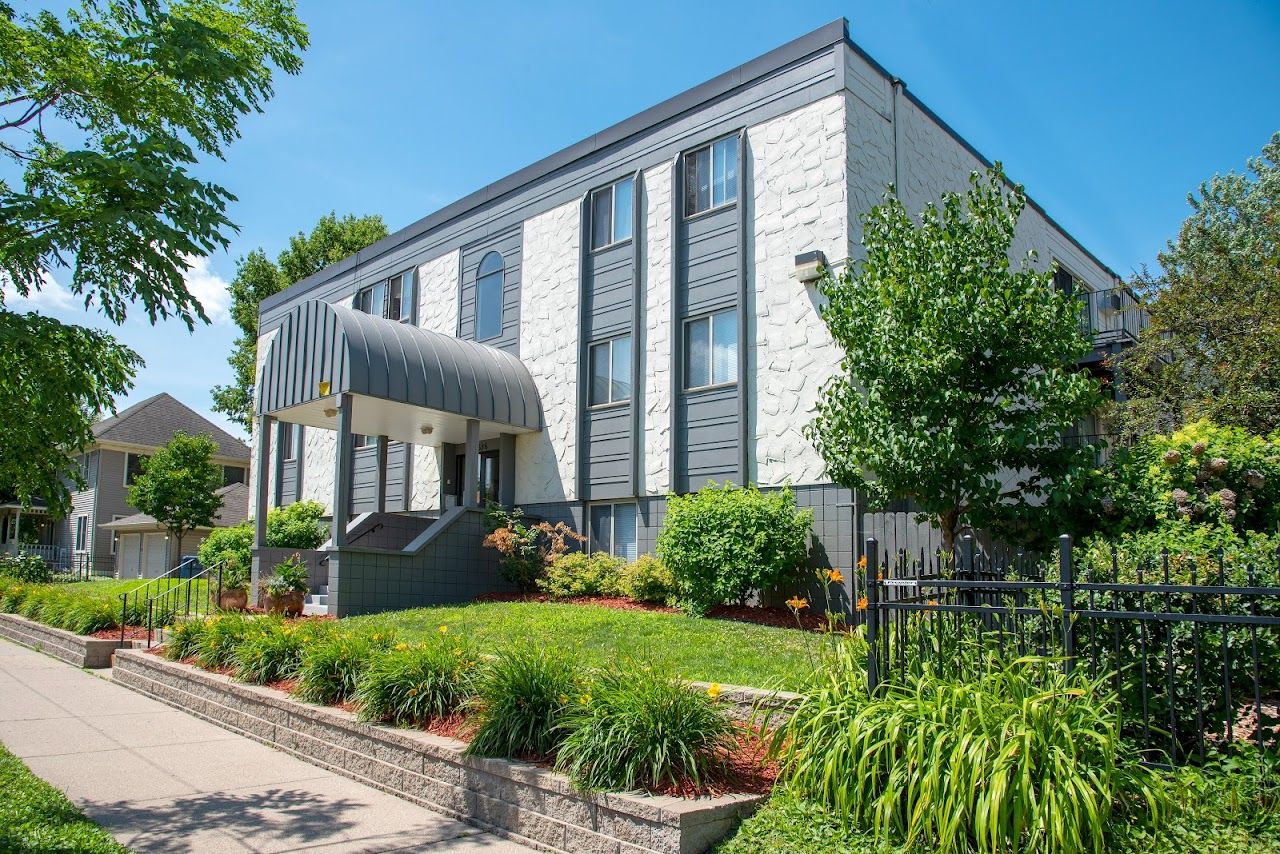 Morrison Village Apts