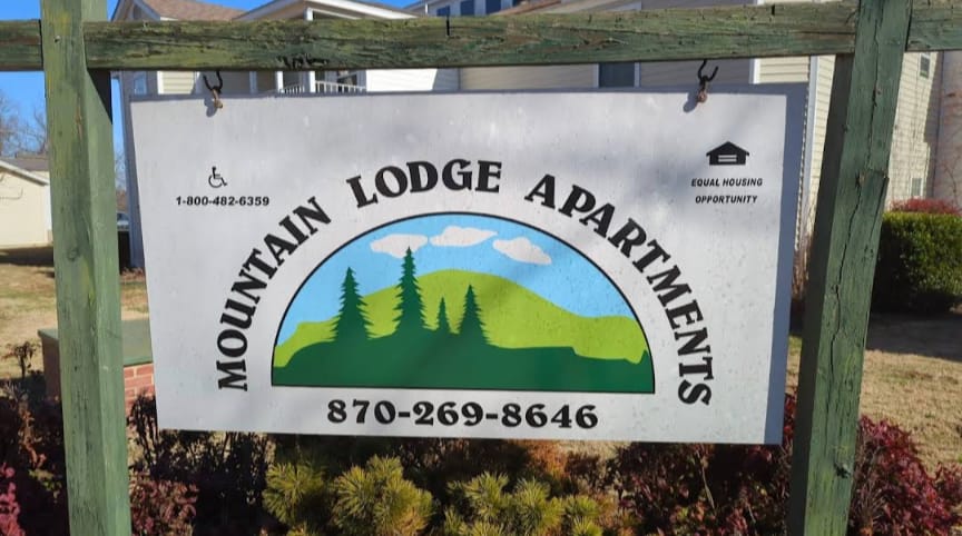 Mountain Lodge Apartments