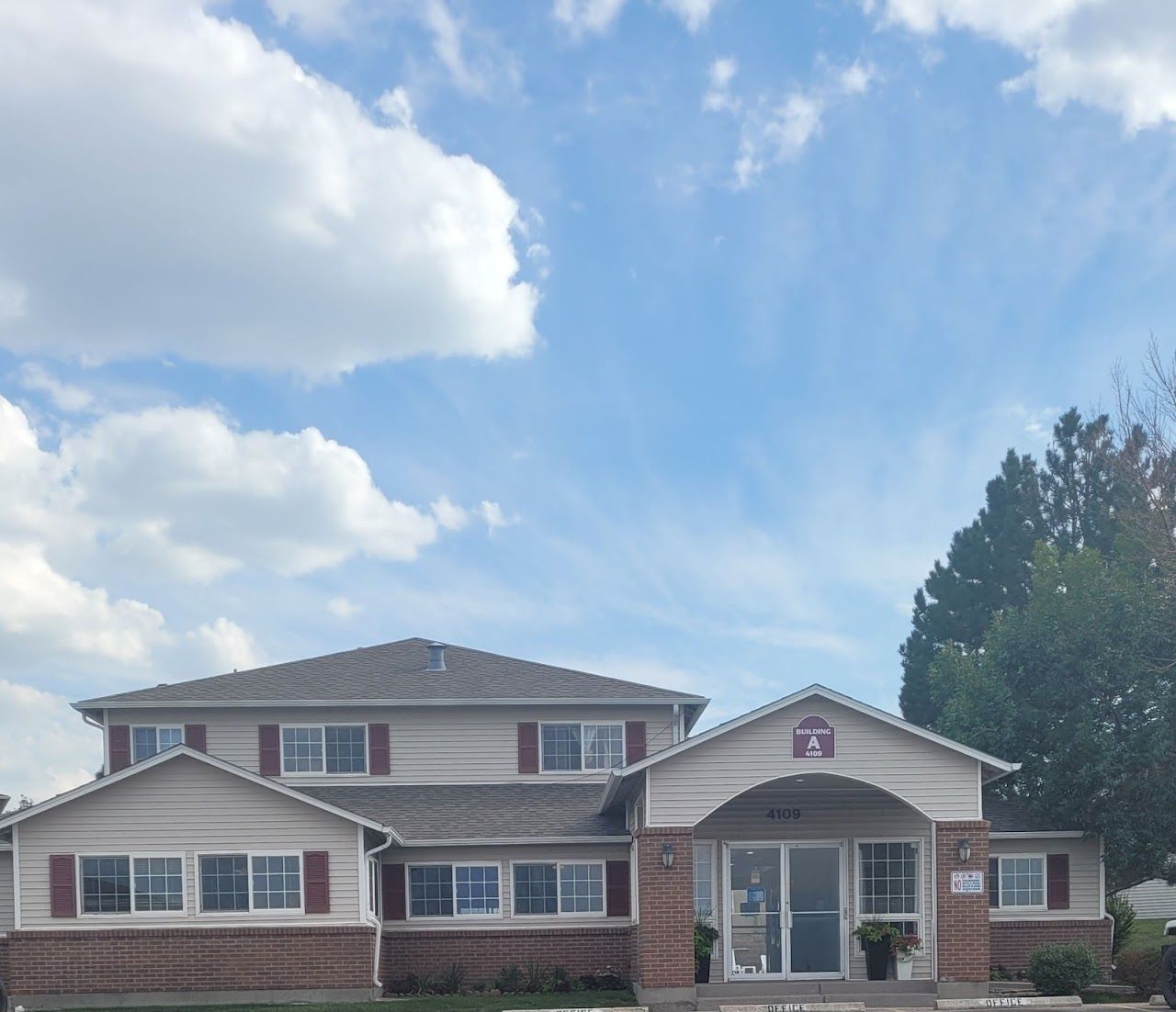 Mountainside Apts