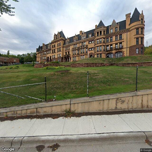 Munger Terrace