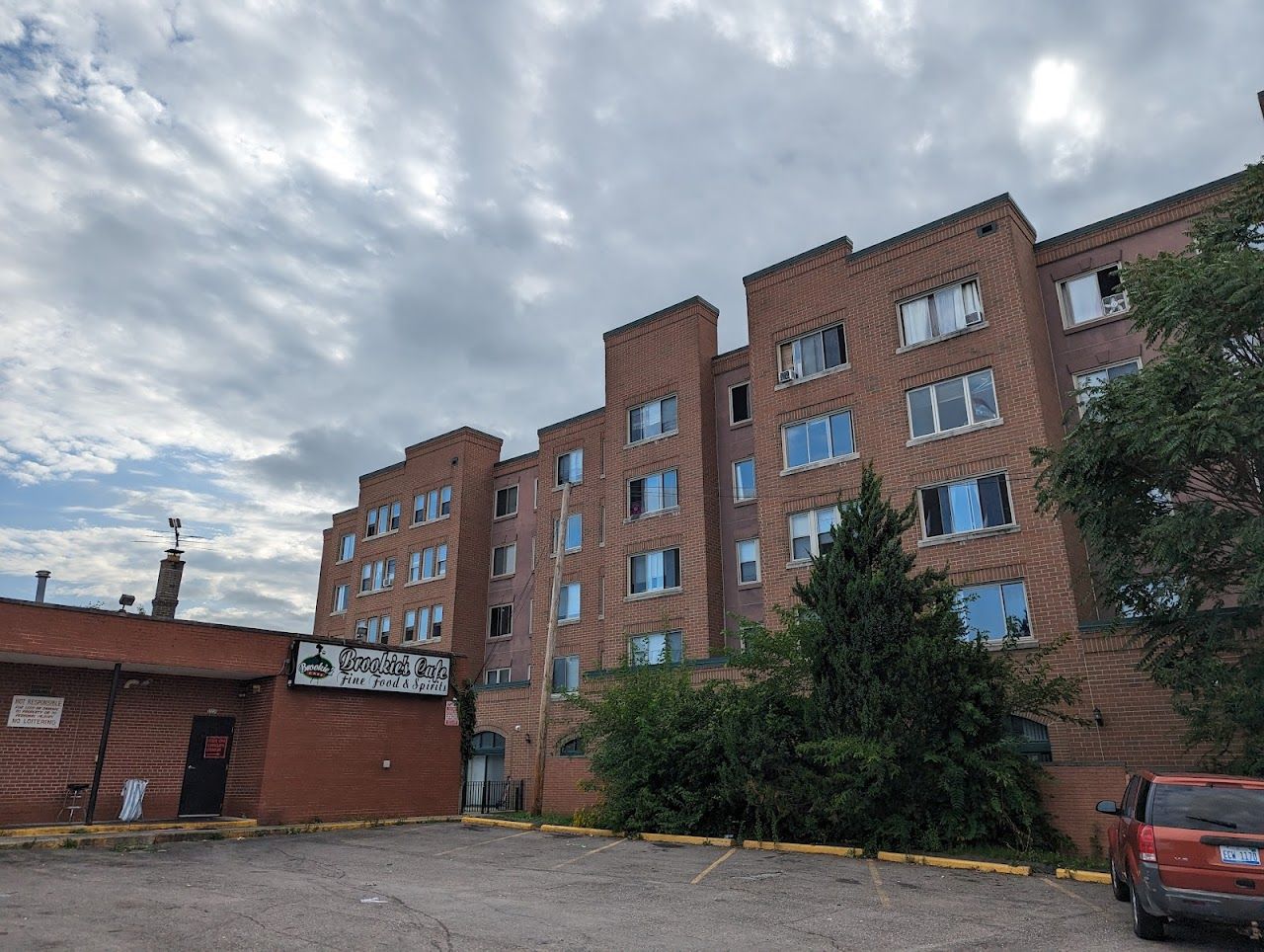 Newberry Square Apts