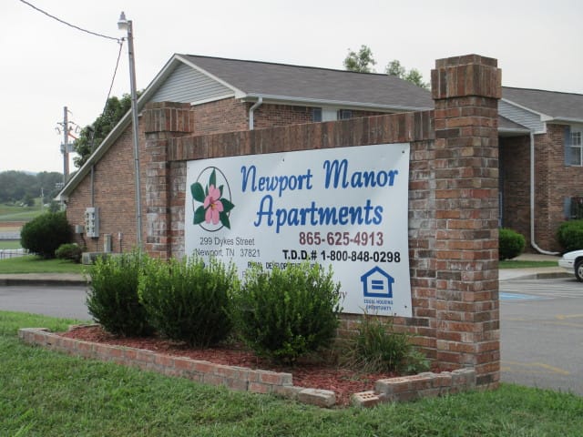 Newport Manor Apt