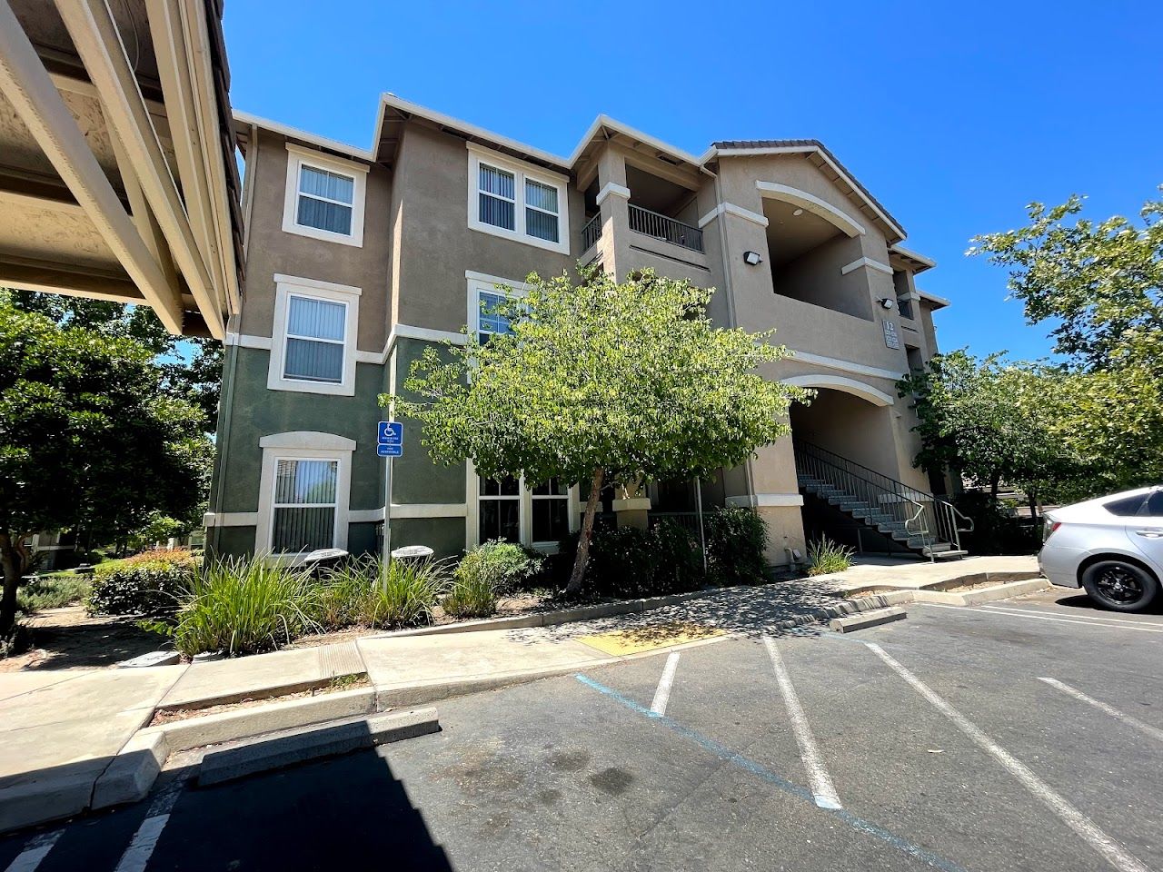 Norden Terrace Apts