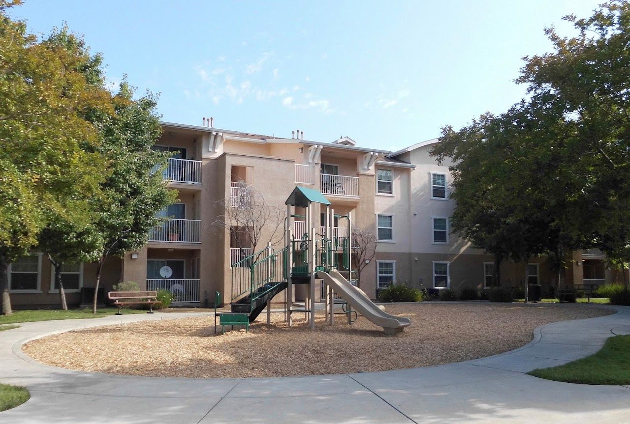 North Avenue Family Apts