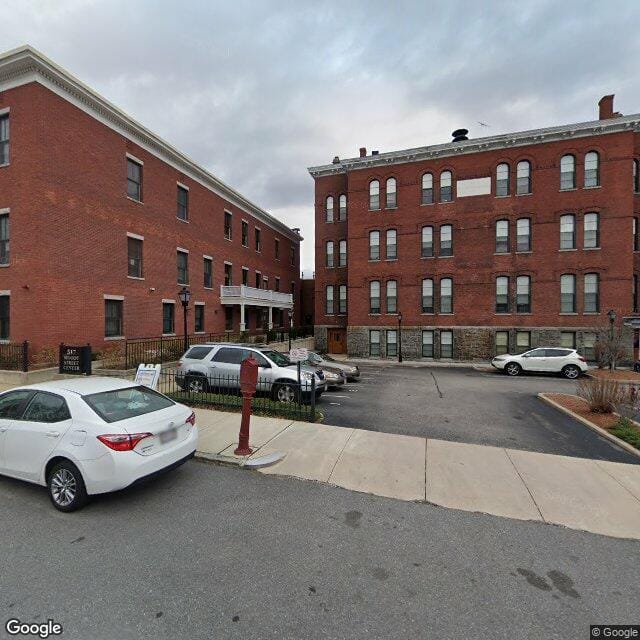 North Canal Apts