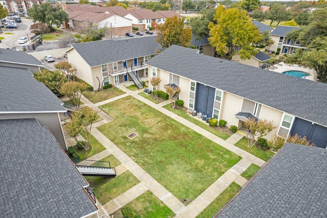 North Creek Apts