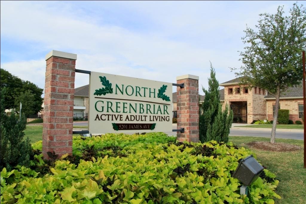 North Greenbriar Apartments