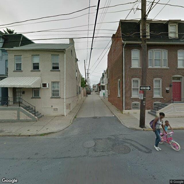 North Hall St
