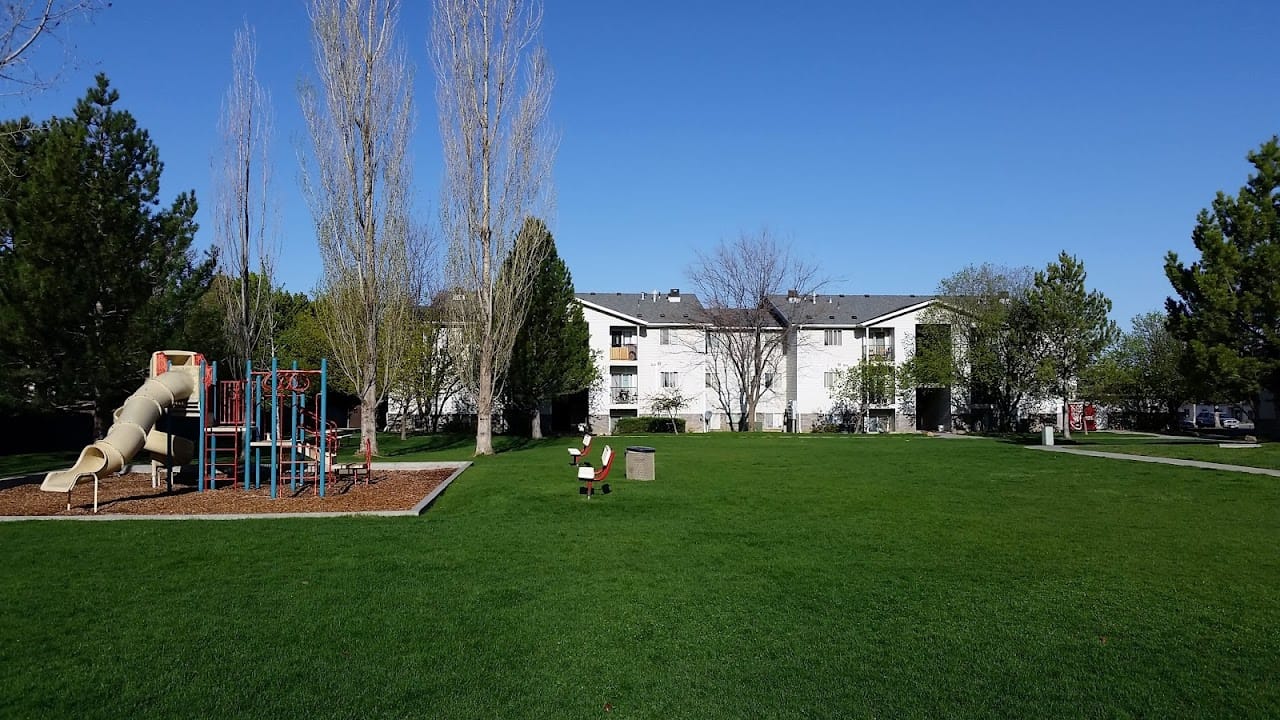 North Pointe Apts.
