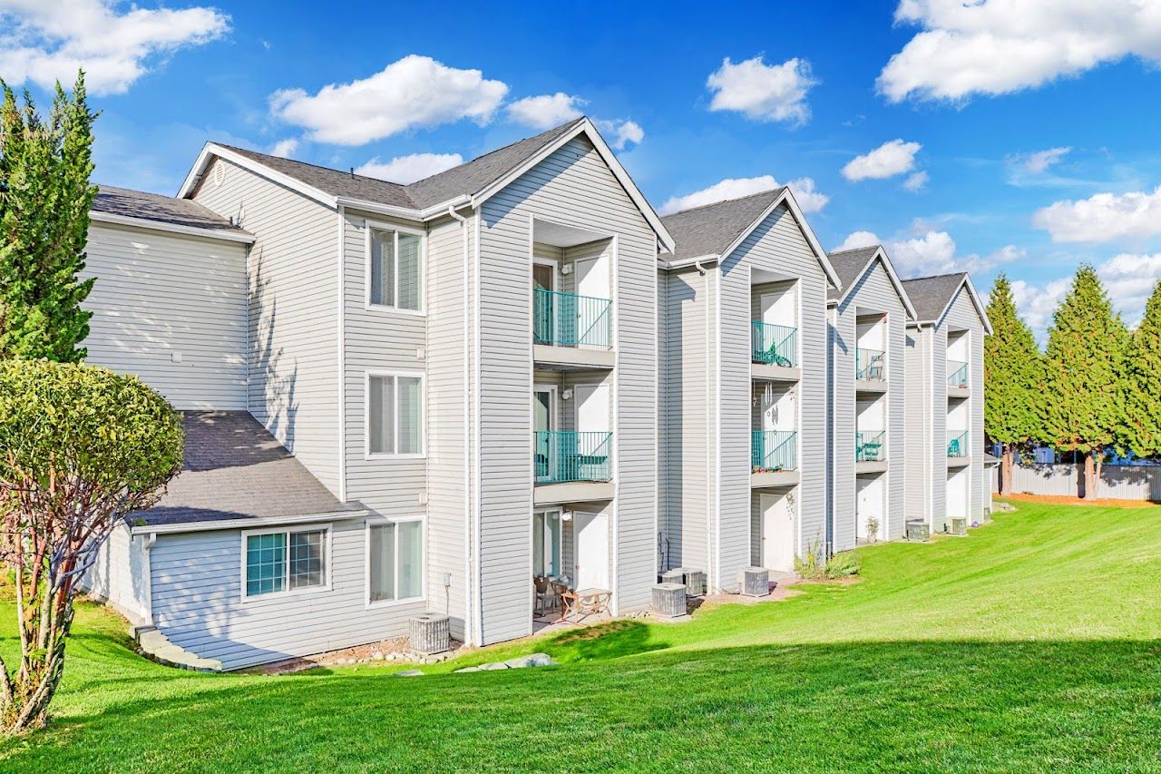 North River Apartments