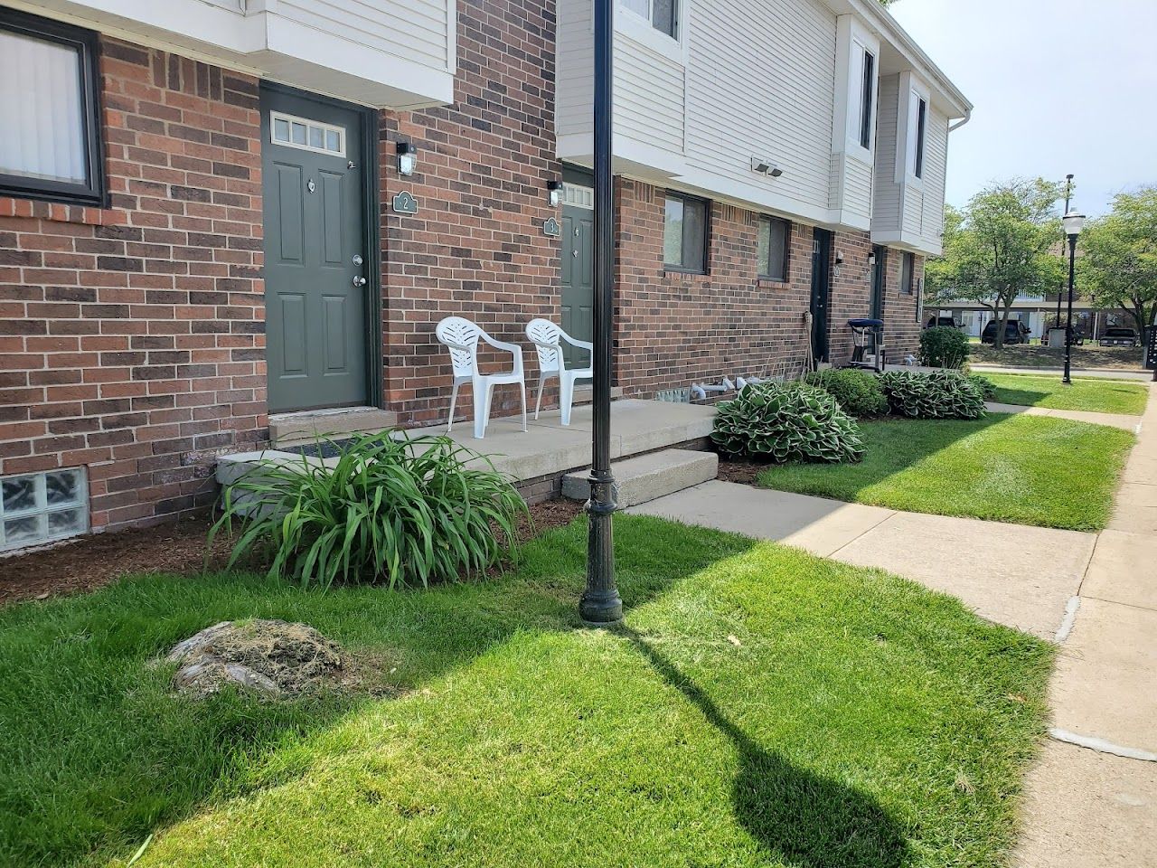 Northfield Center Apts