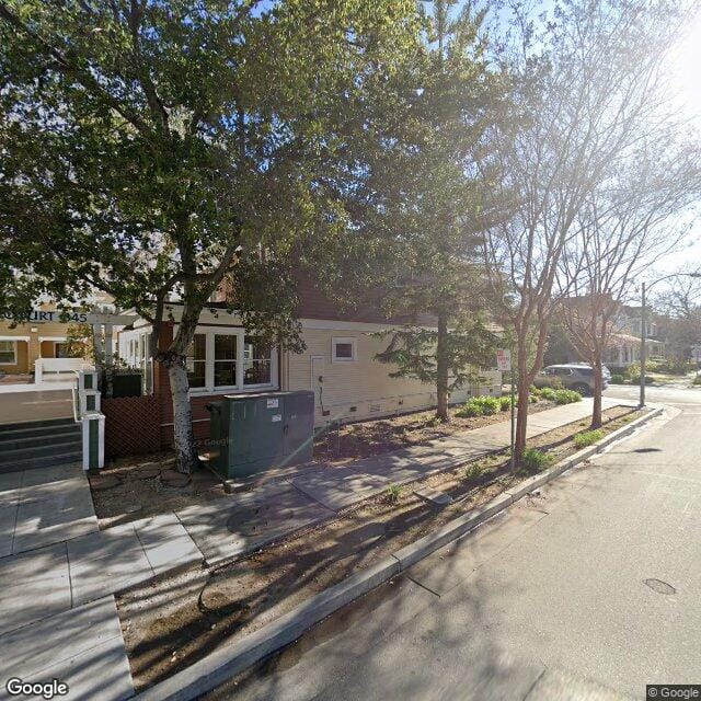 Oak Court Apts