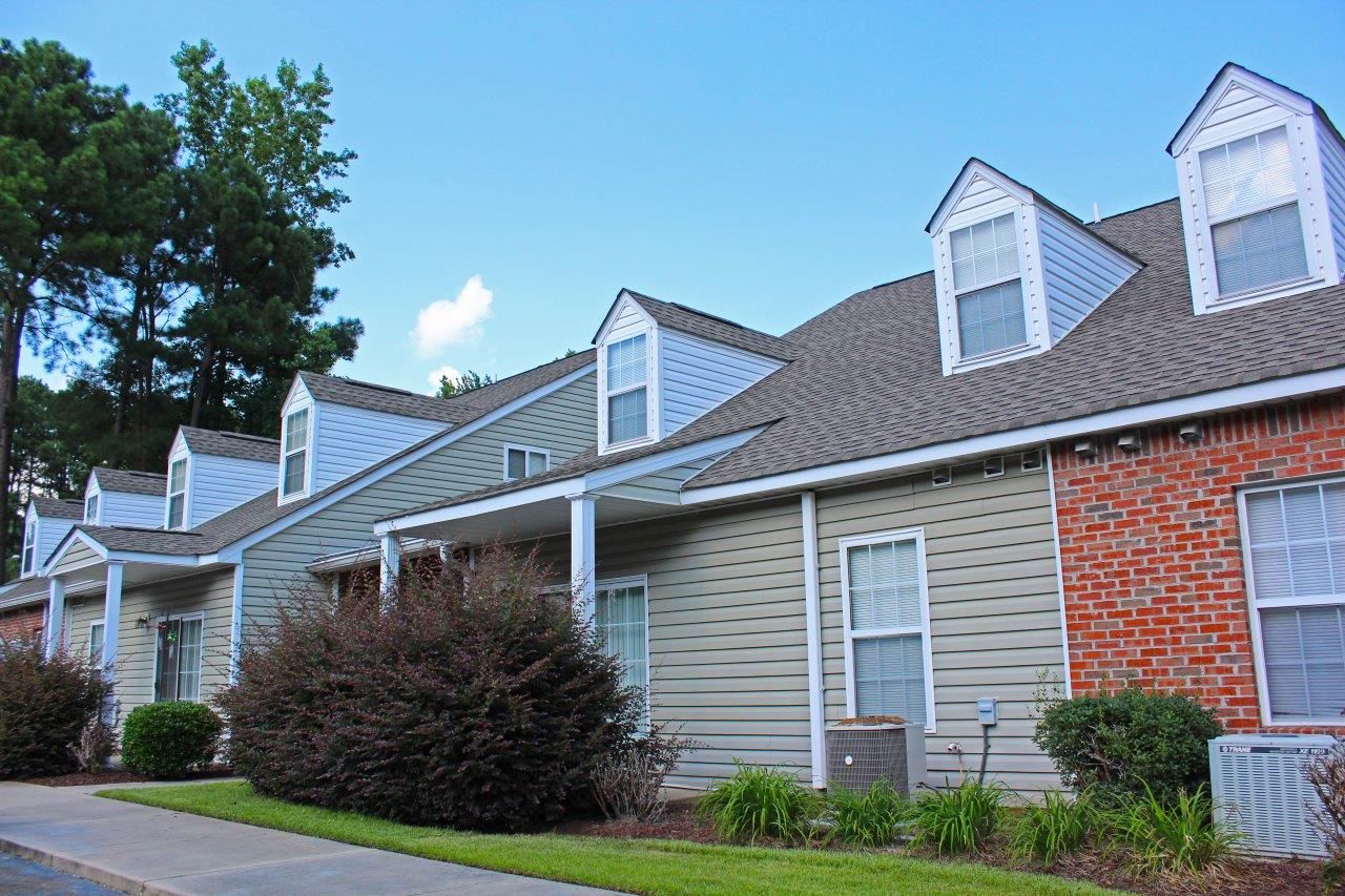 Oak Grove Apts