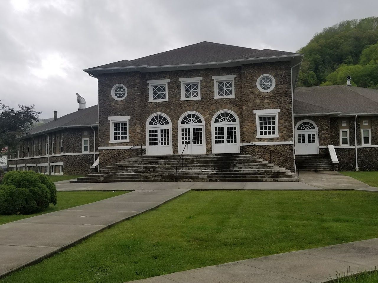 Oak Knoll