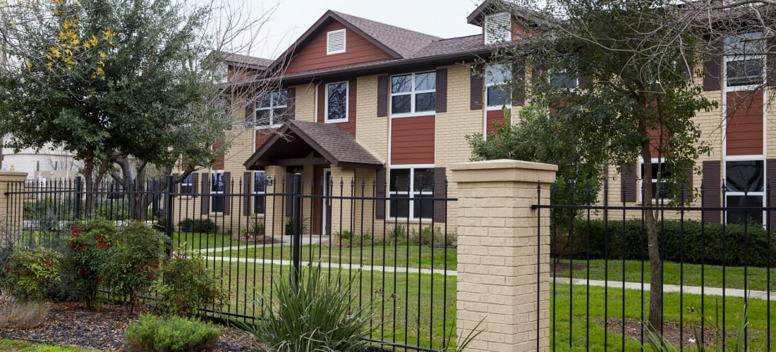 Oak Manor/Oak Village Apts