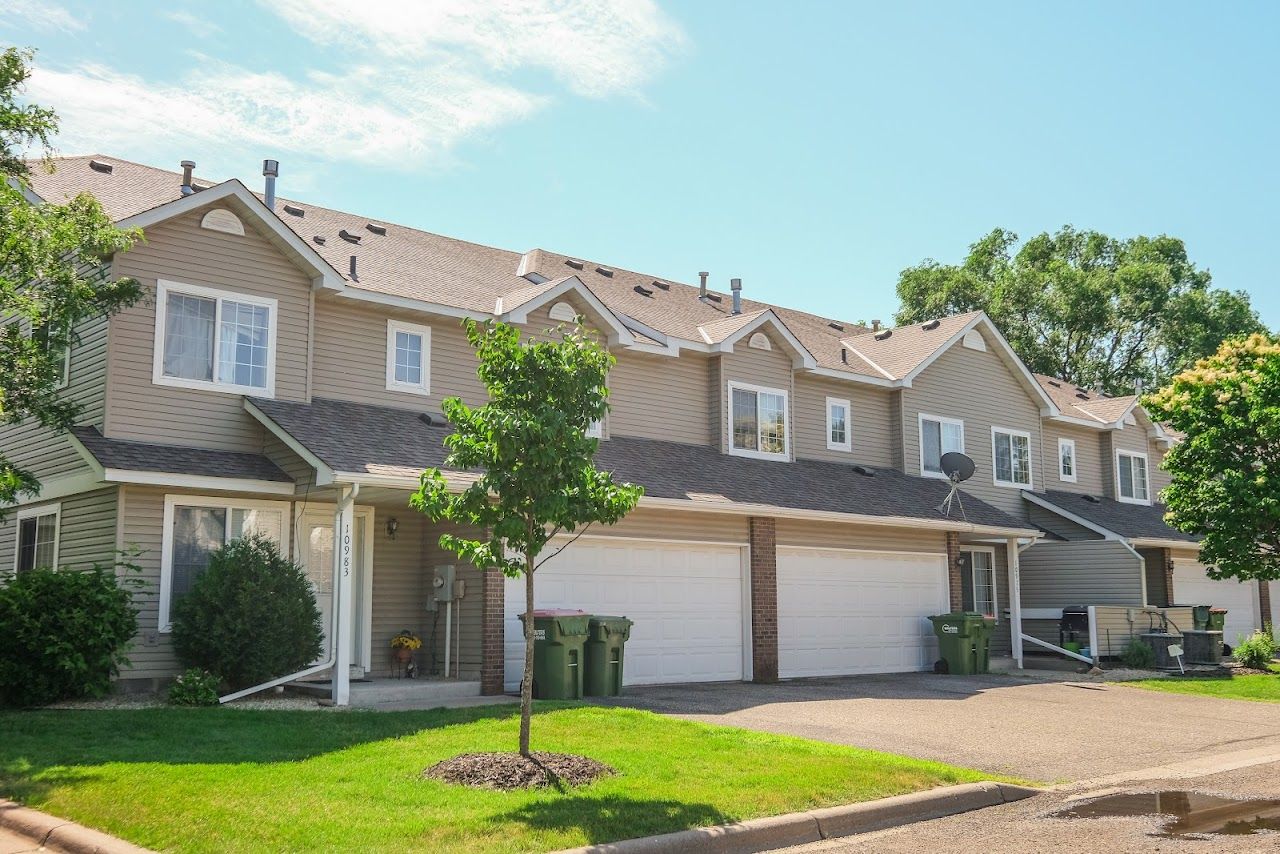 Oak Manor Townhomes