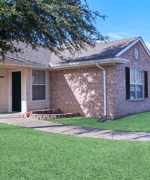 Oak Meadows Townhomes
