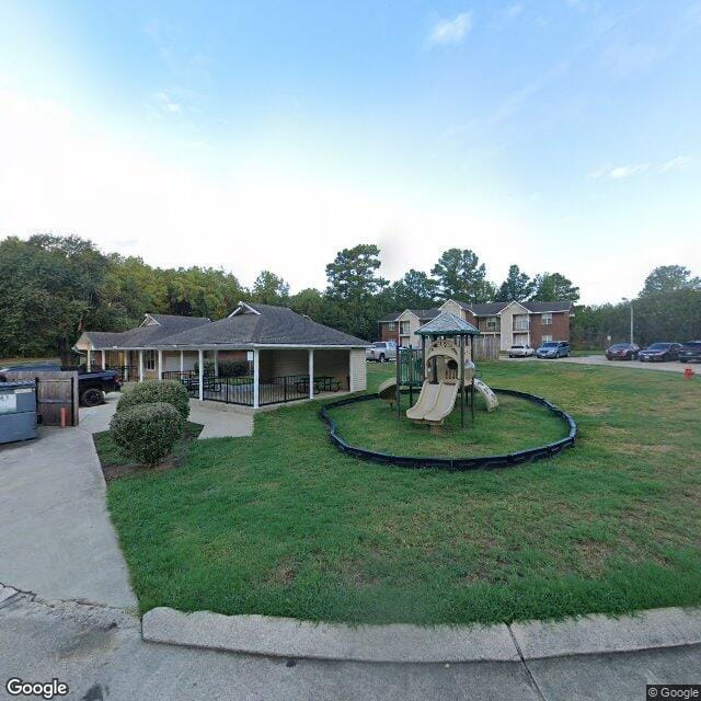 Oakhill Plaza Apartments