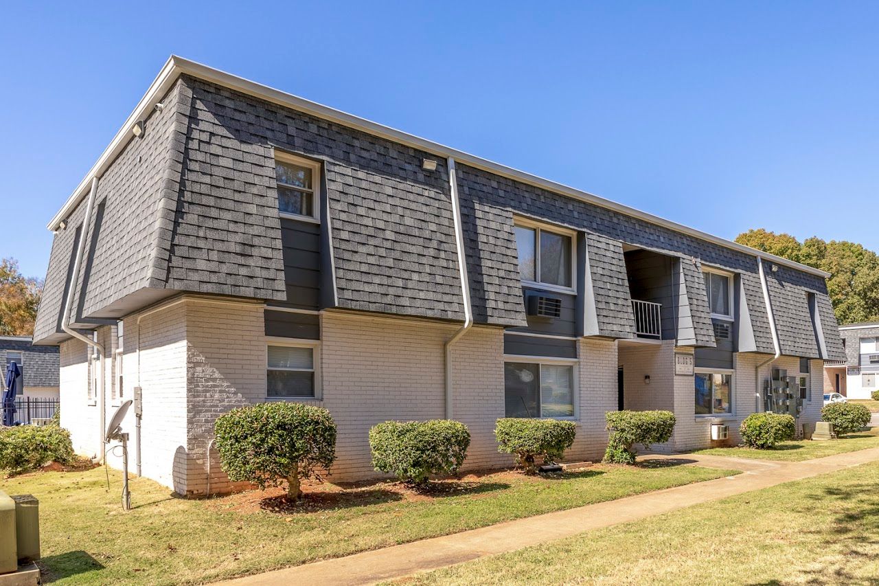 Oaks Apts