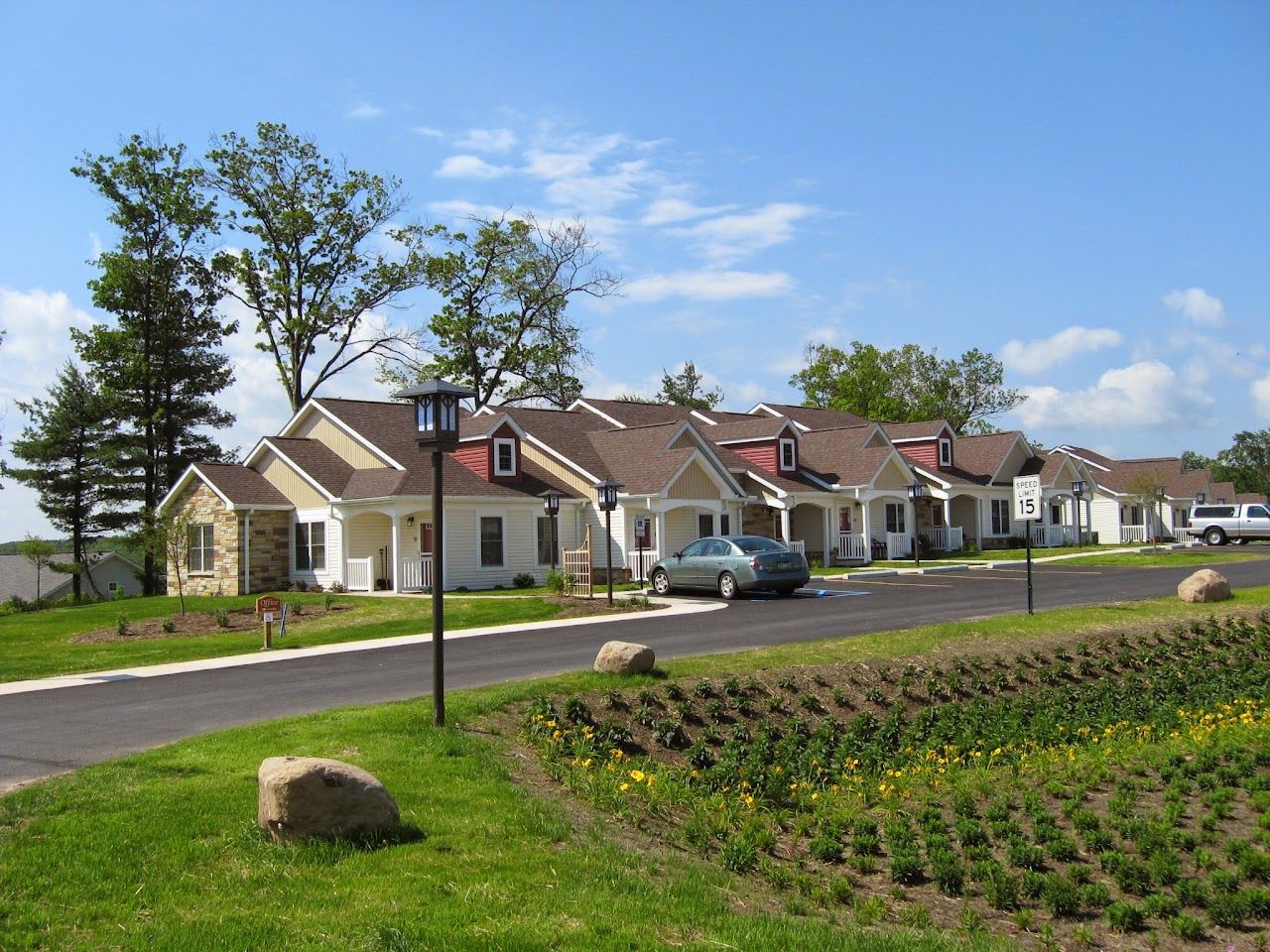 Oaks Senior Community