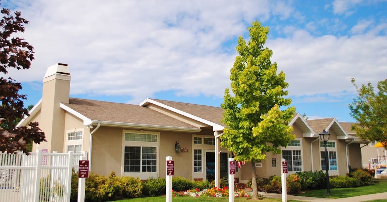 Oakstone Apts.