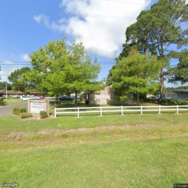 Oakwood Apts