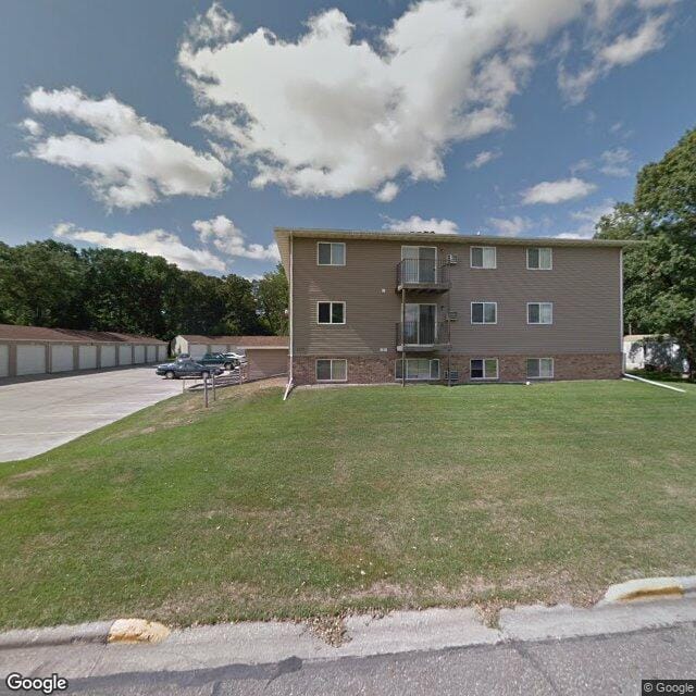 Oakwood Apts