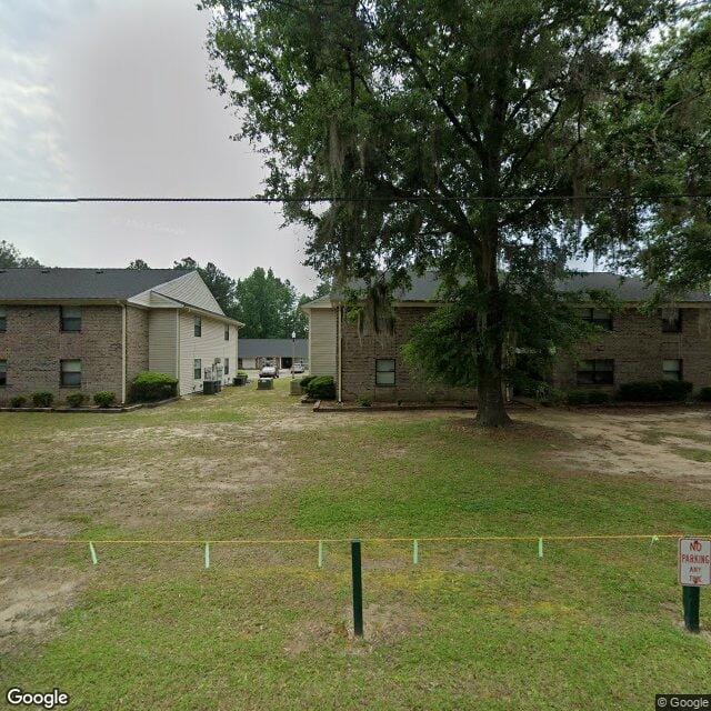 Oakwood Villa Apts