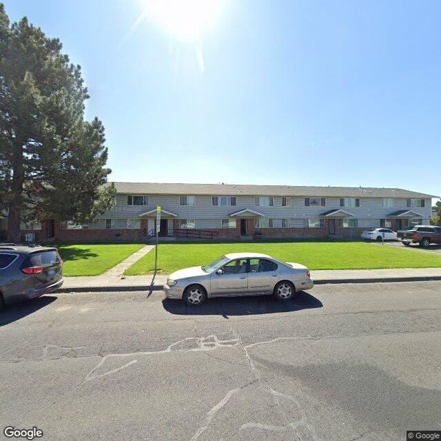 Oasis Apartments