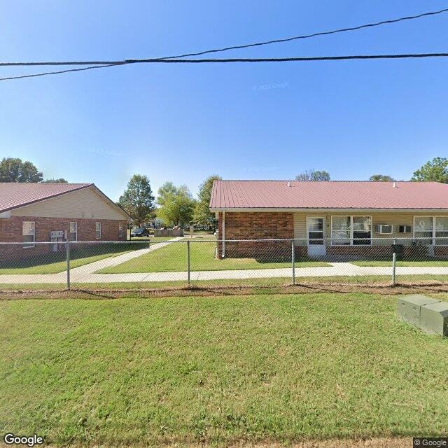 Old Oaks Apts