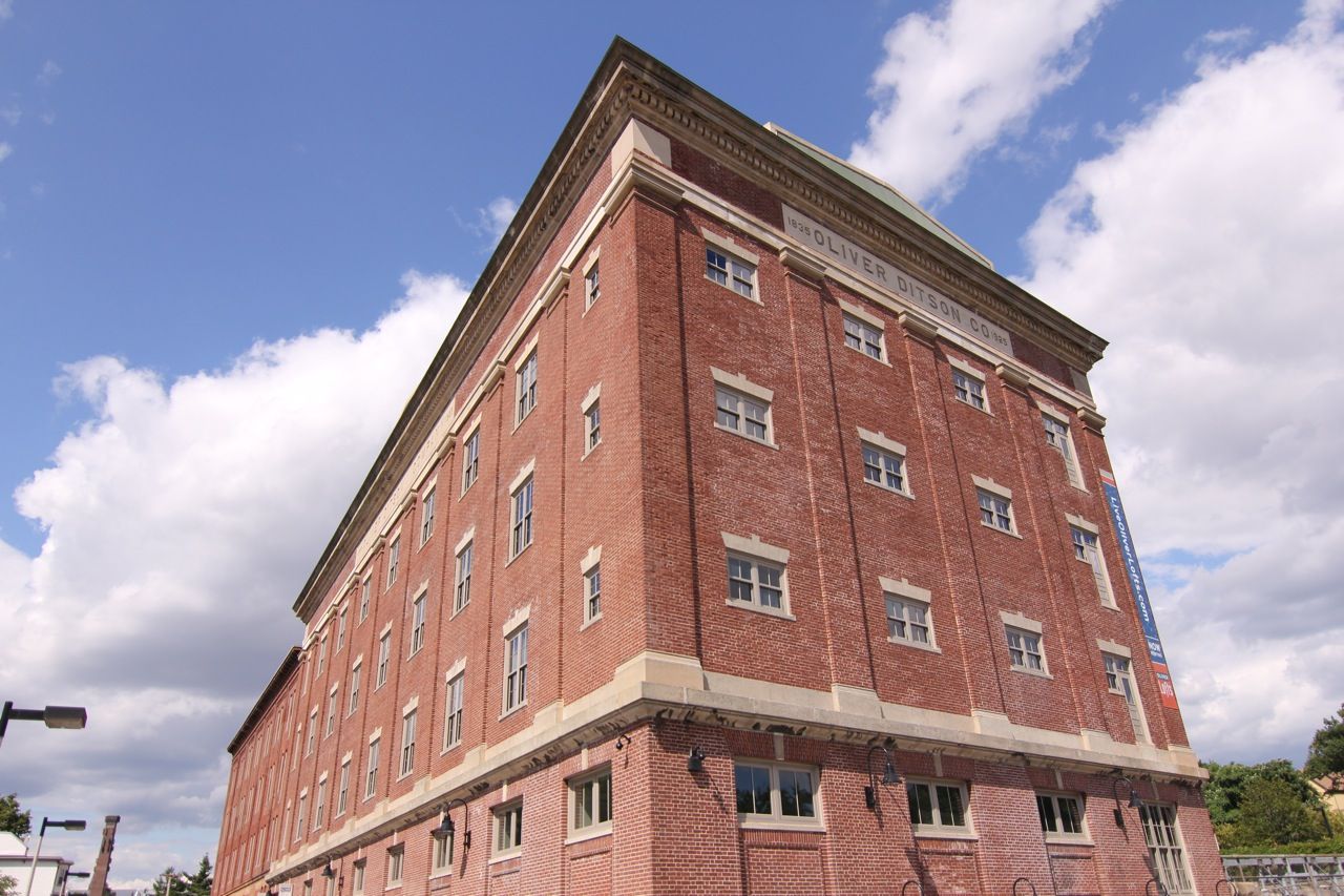 Oliver Lofts