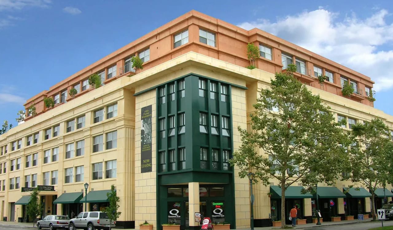 Pacific Avenue Apts