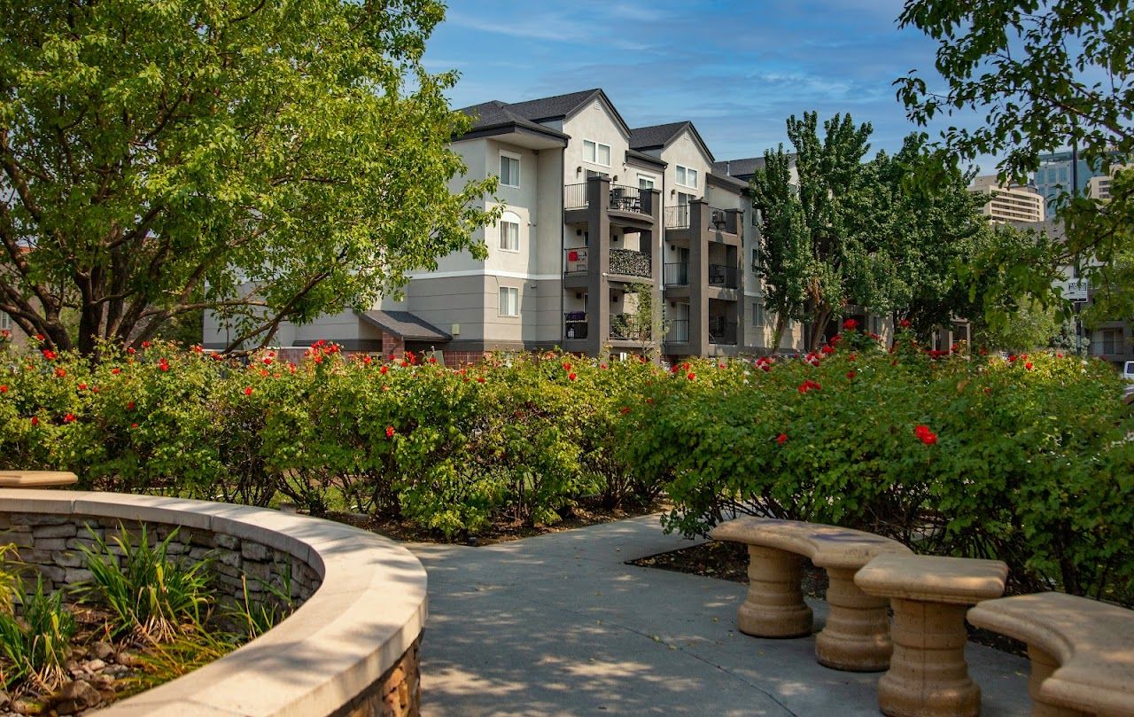 Palladio Apts.