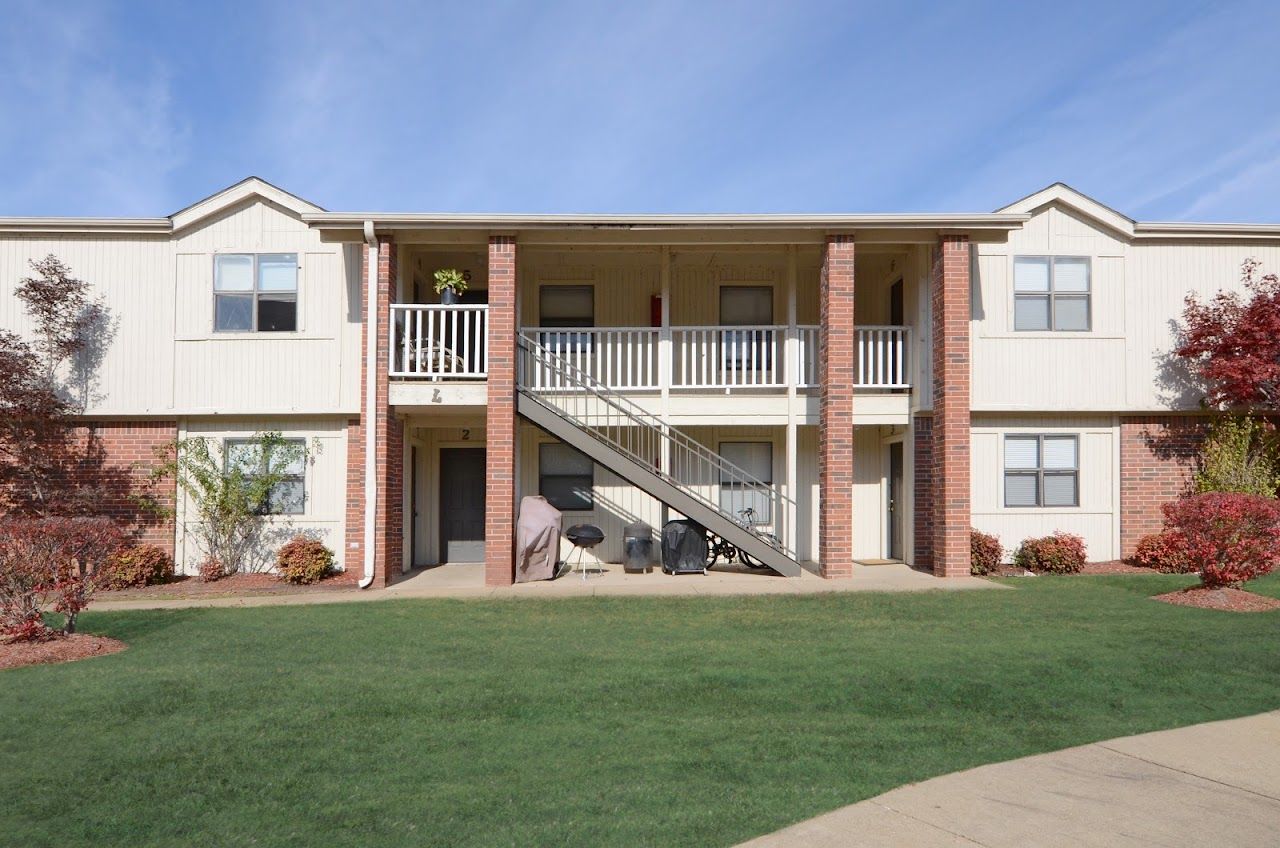 Park Lake Apts