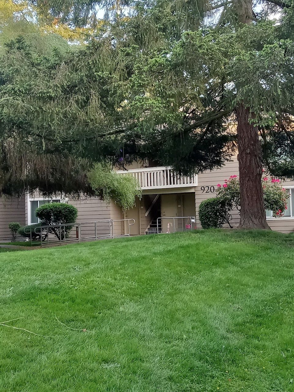 Parkside Apartments
