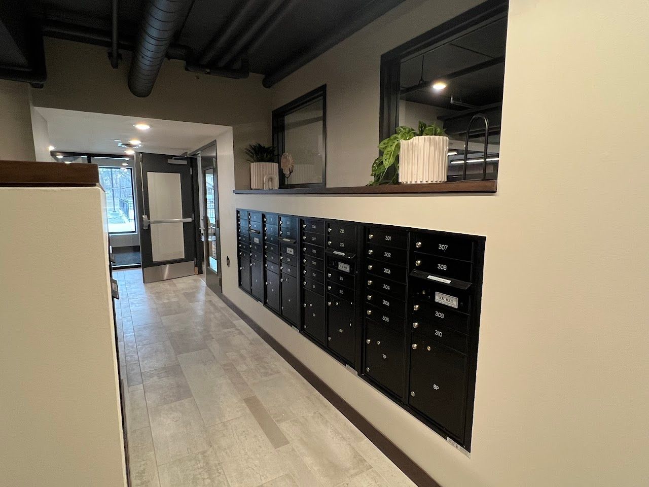 Parkway Apartments