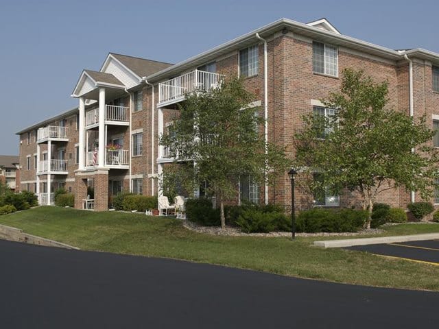 Parkway Highlands Apts