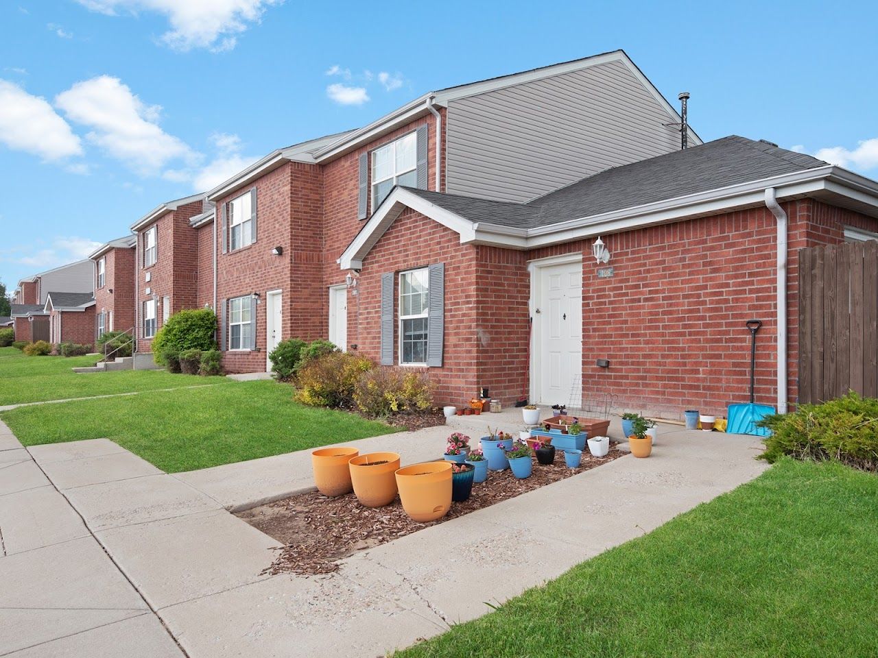 Pershing Pointe Ii
