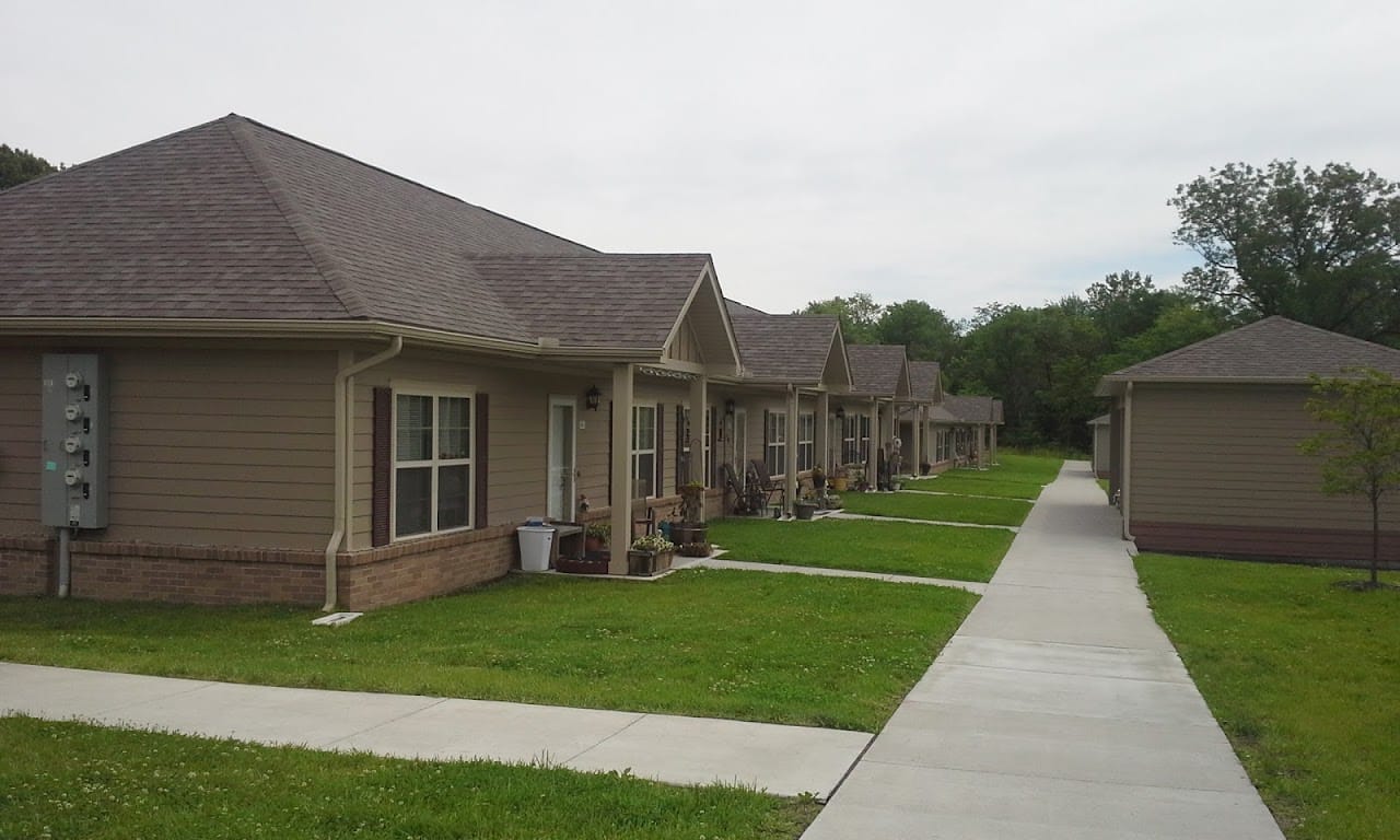 Pickett Place Apts