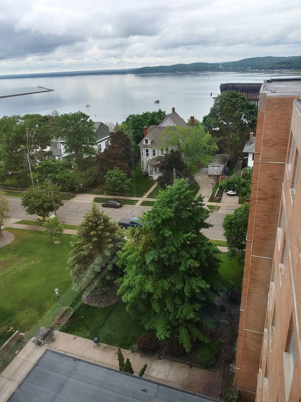 Pine Ridge Apartments