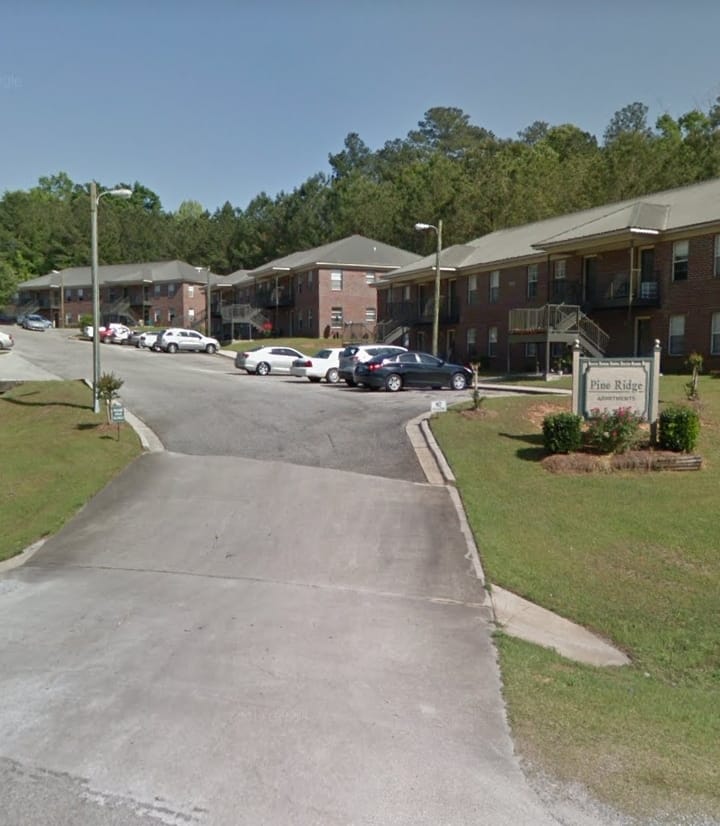 Pine Ridge Apts