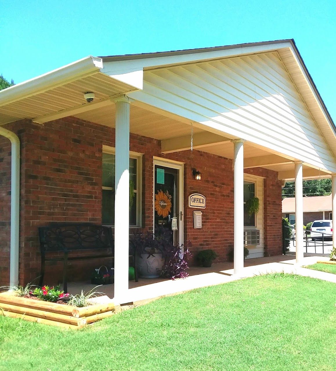Pine Village Apartments