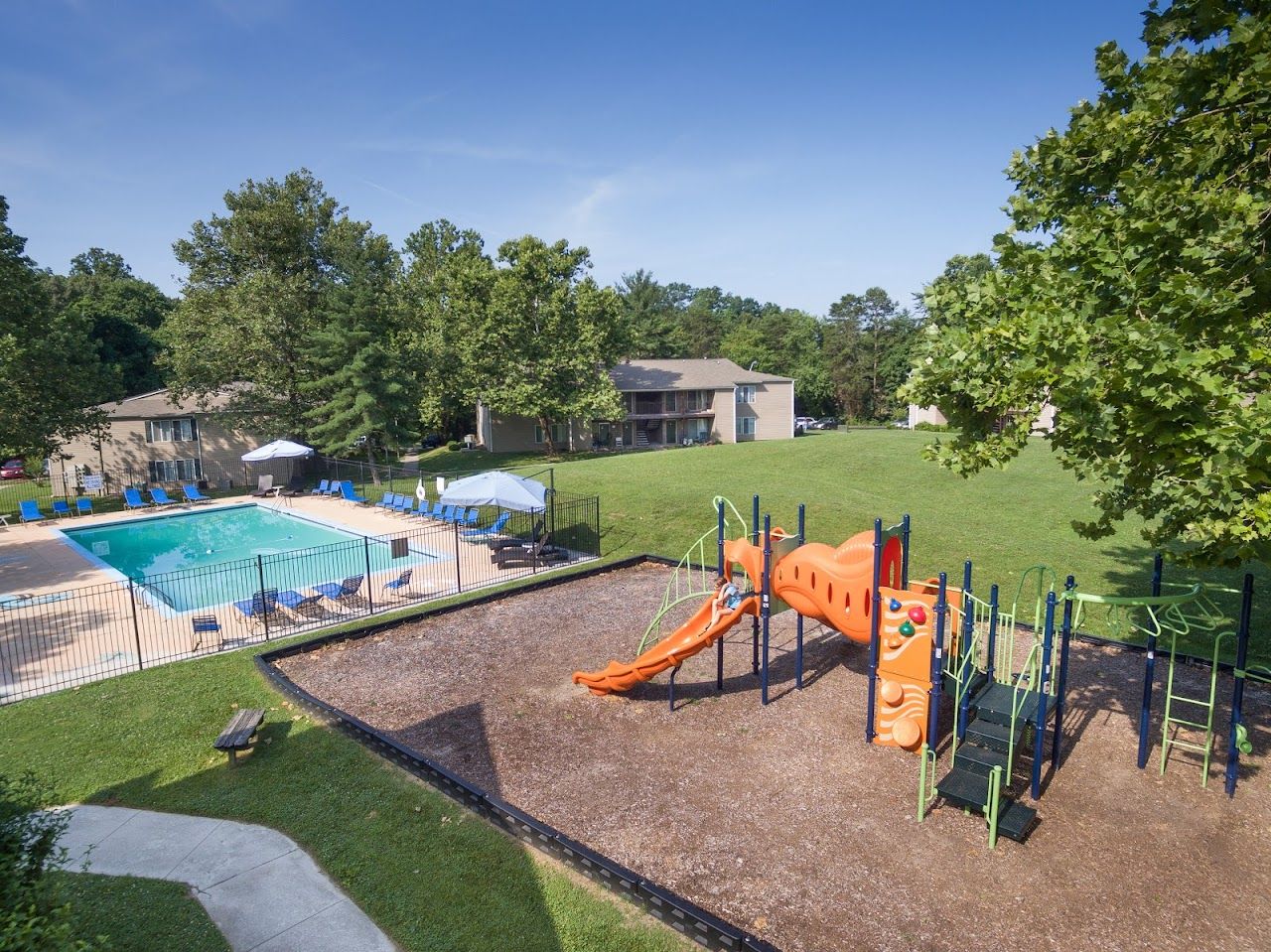 Pines Apts