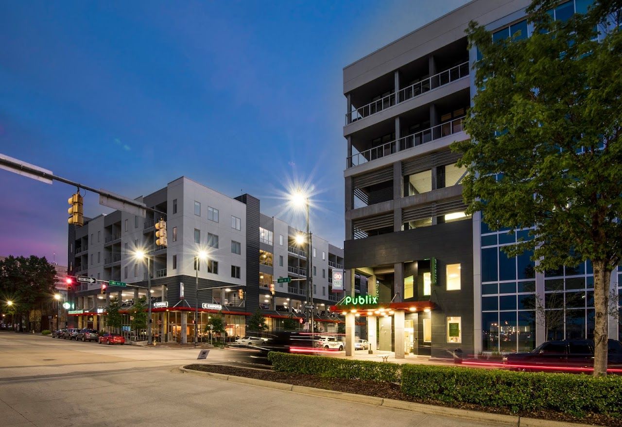 Pinetree Apts