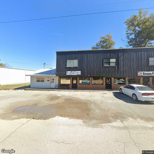 Pinewood Apartments