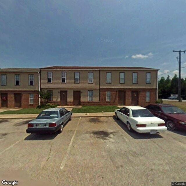Planters Woods Apartments