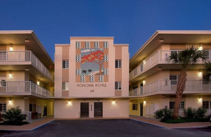 Poinciana Royale