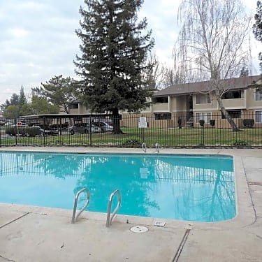 Polo Run Family Apartments
